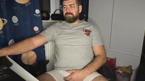 Snapshot of ptoku1985 chatting on October 9, 5:49 am ptoku1985 online show from October 9, 5:49 am