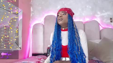 Snapshot of puca_eboony chatting on December 7, 12:35 pm pucca online show from December 7, 12:35 pm