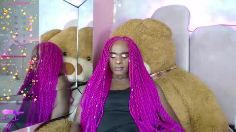 Snapshot of puca_eboony chatting on December 24, 1:27 am pucca online show from December 24, 1:27 am