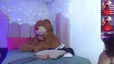 Snapshot of puca_eboony chatting on October 24, 6:15 pm pucca online show from October 24, 6:15 pm