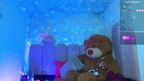 Snapshot of puca_eboony chatting on November 8, 8:40 pm pucca online show from November 8, 8:40 pm