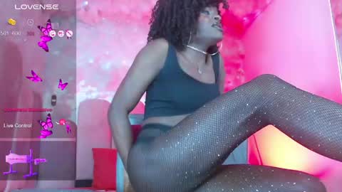 Snapshot of puca_eboony chatting on May 20, 6:03 pm pucca online show from May 20, 6:03 pm