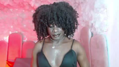 Snapshot of puca_eboony chatting on June 4, 6:14 pm pucca online show from June 4, 6:14 pm