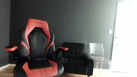 Krystle online show from January 3, 3:38 am