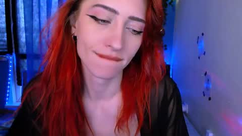 Snapshot of pufpufog chatting on May 11, 3:07 pm EsteticHouse online show from May 11, 3:07 pm