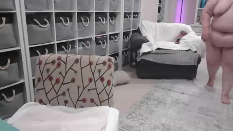 Puggie -  online show from January 15, 11:53 am