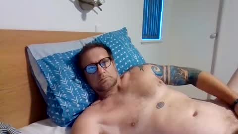 pulllin4u online show from May 5, 4:31 am