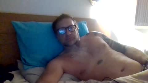 pulllin4u online show from May 7, 9:31 pm