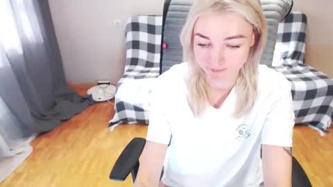 Polly online show from September 16, 4:46 am