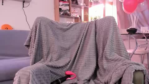 Alisa  lack of vitamin D  online show from December 3, 8:34 am