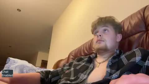 Snapshot of punka83i chatting on June 16, 10:45 pm punka83i online show from June 16, 10:45 pm