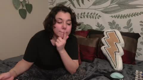 emmy online show from December 22, 11:41 pm