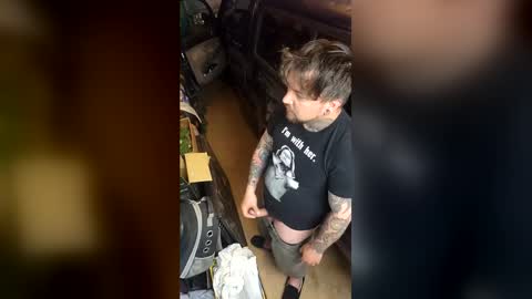 punkrock87denvo online show from May 2, 1:49 pm