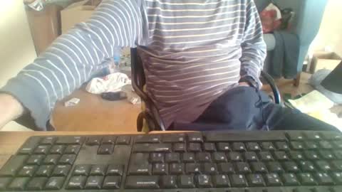 pup_y online show from October 27, 9:46 am