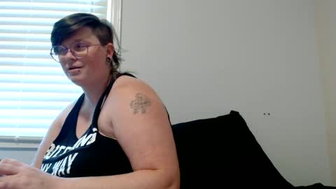 Snapshot of pupghostt chatting on June 22, 6:05 pm PupGhostt online show from June 22, 6:05 pm