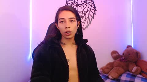 Cris online show from February 7, 4:56 pm