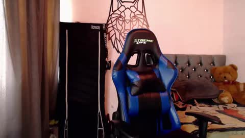 Cris online show from September 9, 6:40 pm