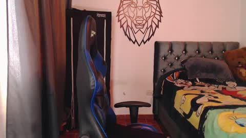 Cris online show from October 3, 2:14 pm