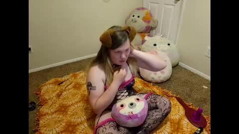 puppygirllovestobeg online show from April 26, 6:33 am