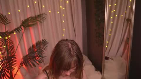 constant schedule Wednesday  Friday  Saturday  Sunday  The Rosemarie online show from November 16, 6:13 pm