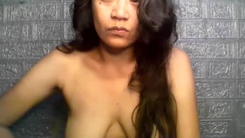 Snapshot of pure_sweetasian chatting on May 23, 6:34 pm pure_sweetasian online show from May 23, 6:34 pm