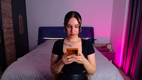 Snapshot of pure_temptation_j chatting on April 8, 5:13 pm Julia online show from April 8, 5:13 pm