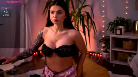 Emily online show from April 27, 3:15 am