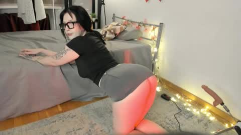 Snapshot of pureglow chatting on March 20, 10:25 pm pureglow online show from March 20, 10:25 pm