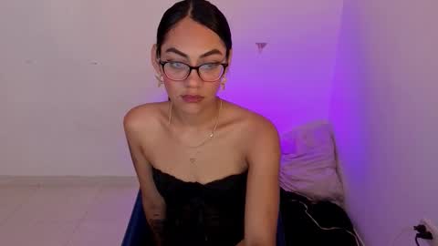 purepleasure25 online show from February 18, 9:00 pm