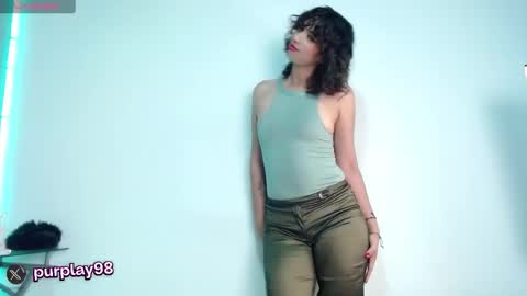 Snapshot of purplay_98 chatting on December 21, 6:55 pm purplay_98 online show from December 21, 6:55 pm