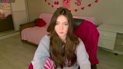 Bella online show from November 26, 5:41 am