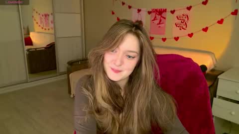 Bella online show from December 4, 5:39 am