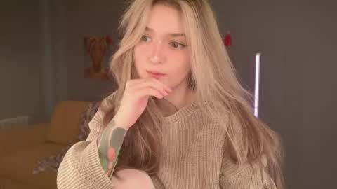 Bella online show from February 28, 5:41 am