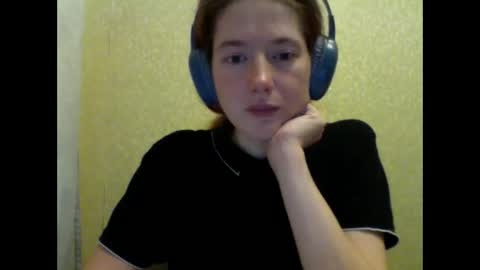 Snapshot of purple_cat55 chatting on December 11, 11:00 pm purple_cat55 online show from December 11, 11:00 pm