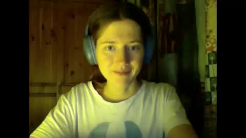 Snapshot of purple_cat55 chatting on December 28, 2:53 pm purple_cat55 online show from December 28, 2:53 pm