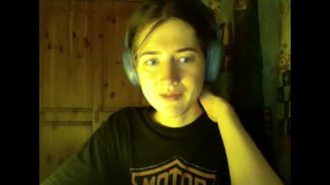 Snapshot of purple_cat55 chatting on January 2, 9:50 pm purple_cat55 online show from January 2, 9:50 pm