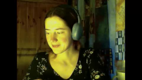 Snapshot of purple_cat55 chatting on January 12, 12:12 pm purple_cat55 online show from January 12, 12:12 pm