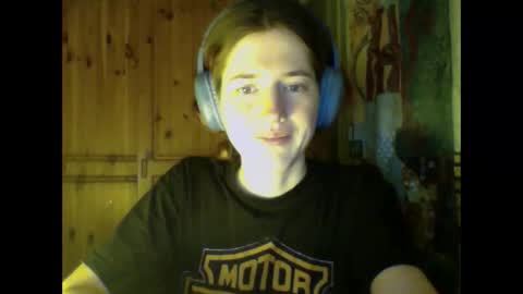 Snapshot of purple_cat55 chatting on January 21, 8:11 pm purple_cat55 online show from January 21, 8:11 pm