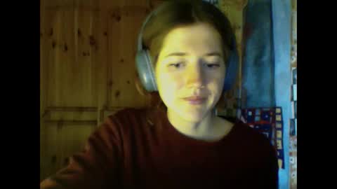 Snapshot of purple_cat55 chatting on February 15, 11:06 am purple_cat55 online show from February 15, 11:06 am