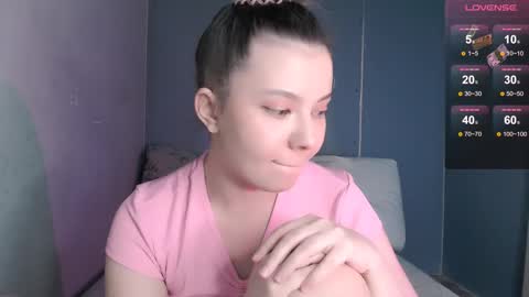 Carolyn online show from March 4, 9:11 pm