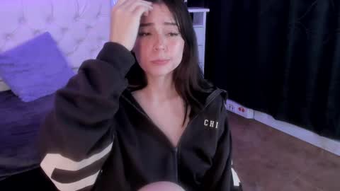 Snapshot of purple_slut_ chatting on March 4, 12:50 am Anna online show from March 4, 12:50 am