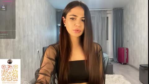 Snapshot of purrpaw chatting on November 1, 10:23 pm Zendaya online show from November 1, 10:23 pm