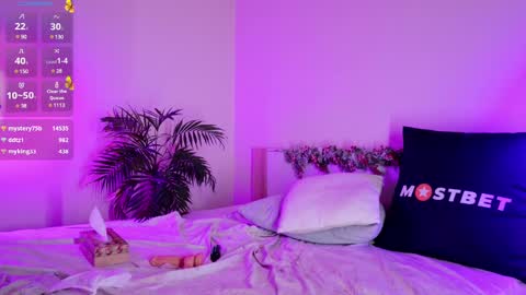 Snapshot of pusichka_ chatting on December 29, 4:40 pm Diana Onlyfans online show from December 29, 4:40 pm