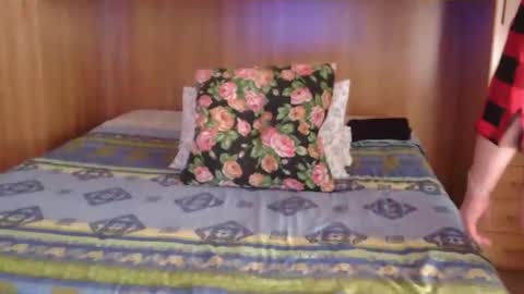 Snapshot of pussy_boom4u chatting on February 3, 9:58 am Mary online show from February 3, 9:58 am