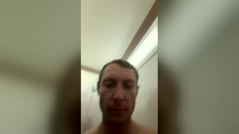 Snapshot of pussybountyhunterr chatting on April 24, 2:19 pm pussybountyhunterr online show from April 24, 2:19 pm
