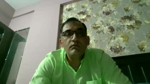 pussyeater2781 online show from May 6, 3:39 pm