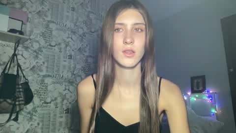 Snapshot of pussygir007 chatting on December 23, 10:21 am pussygirl007 online show from December 23, 10:21 am