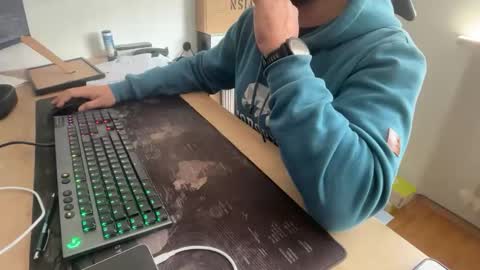 Snapshot of pussylickersucks77 chatting on March 23, 9:46 am pussylickersucks77 online show from March 23, 9:46 am