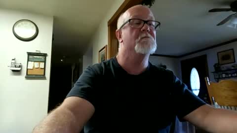 Snapshot of pussylover1365 chatting on January 28, 9:40 pm pussylover1365 online show from January 28, 9:40 pm