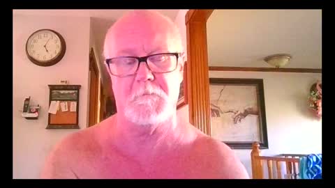 Snapshot of pussylover1365 chatting on September 16, 9:05 pm pussylover1365 online show from September 16, 9:05 pm